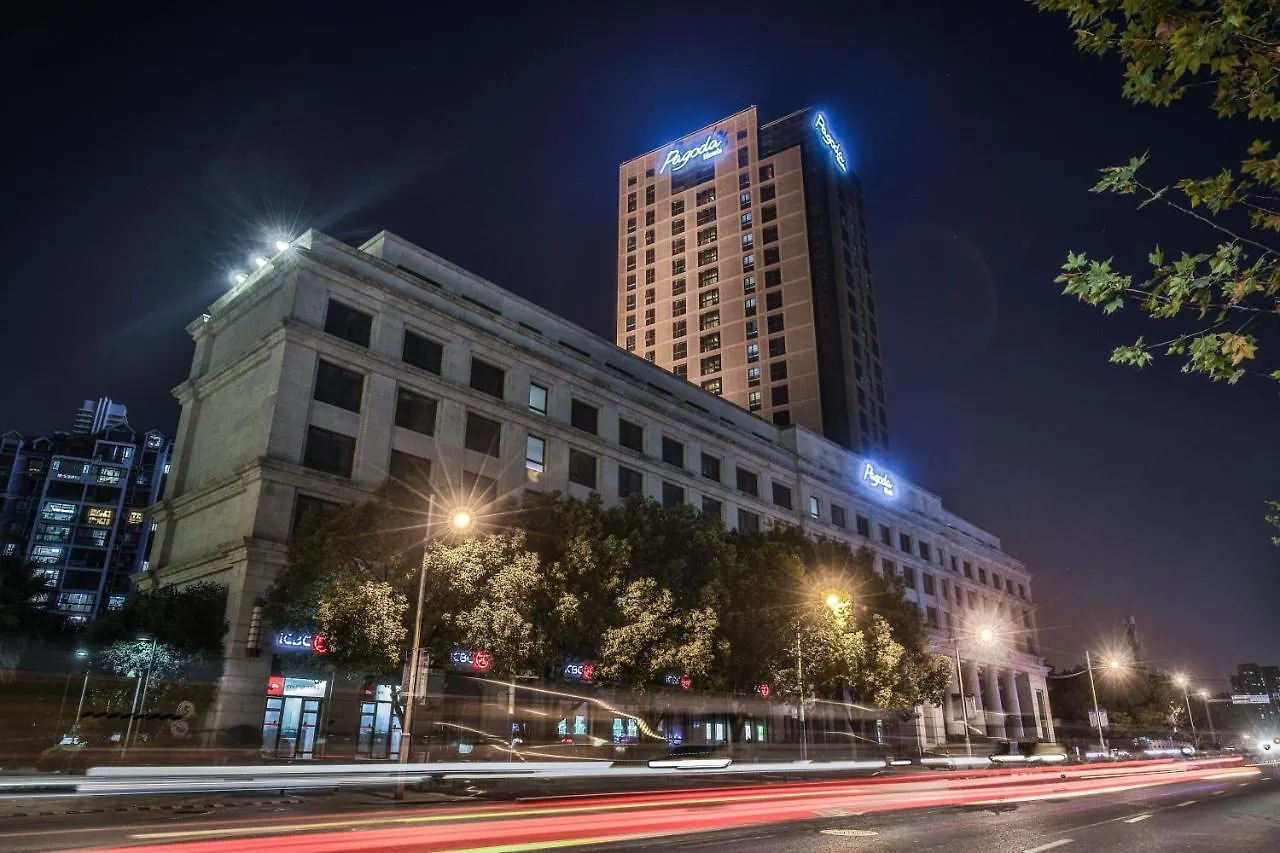 Shanghai Baixia Pagoda Hotel