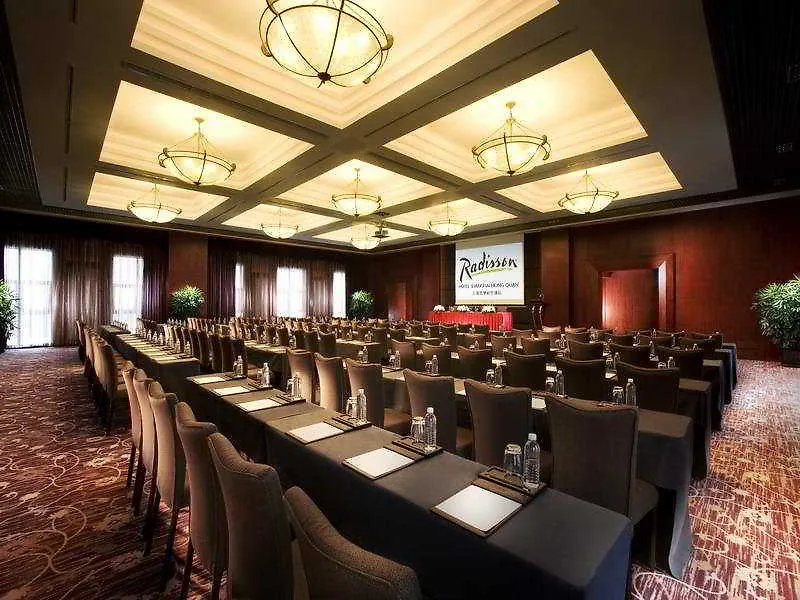 Shanghai Baixia Pagoda Hotel
