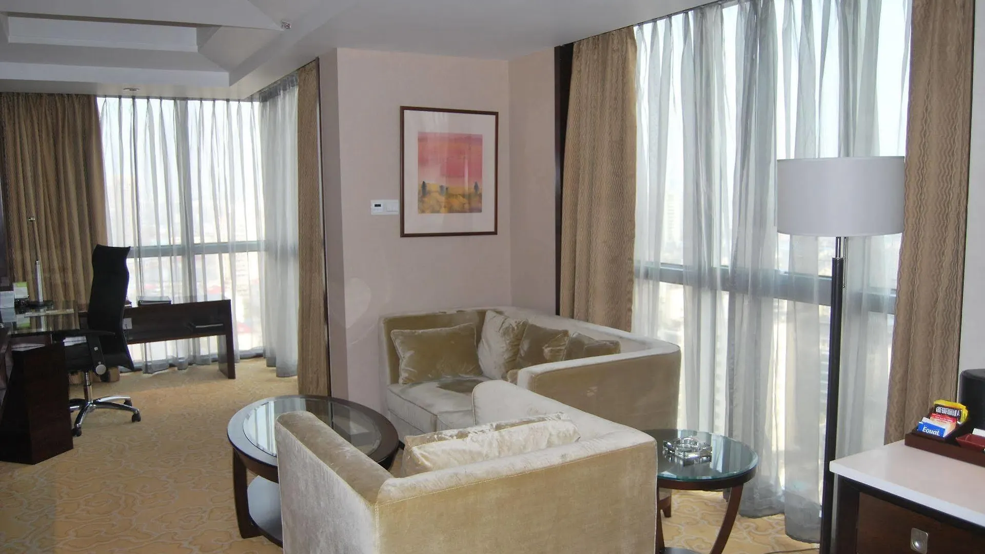 Shanghai Baixia Pagoda Hotel